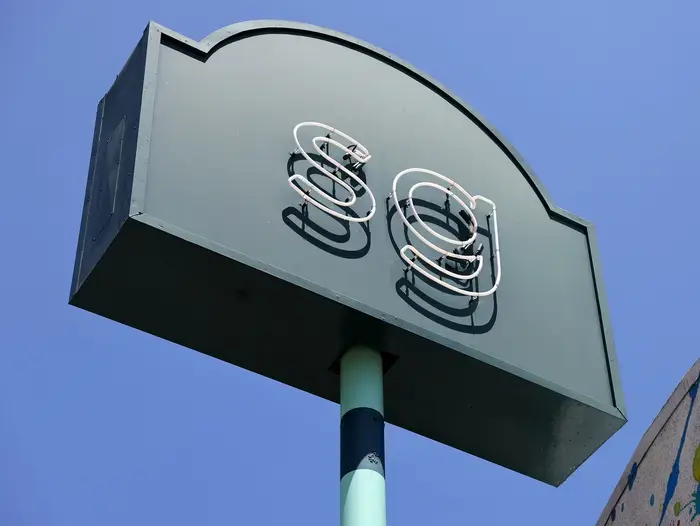 株価を左右する企業ニュースの分析