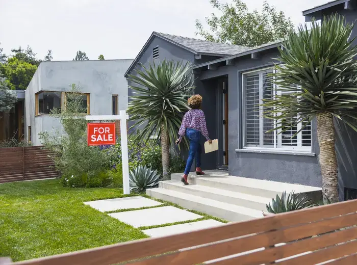 住宅ローン金利低下、借換え検討の好機到来