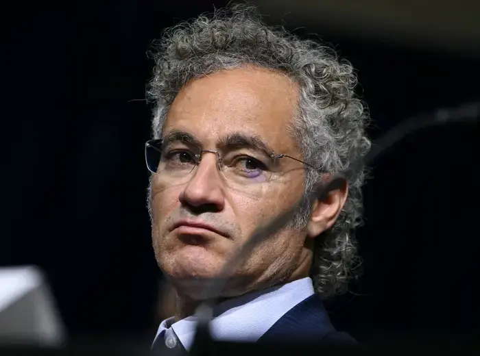 Palantir Technologiesの株価が急落し注目を集める