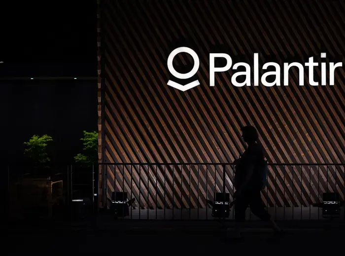 テクノロジー株の低迷が市場を押し下げる状況