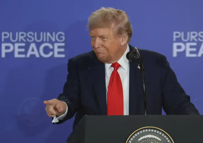 トランプ大統領、中国に対する報復関税を考慮か