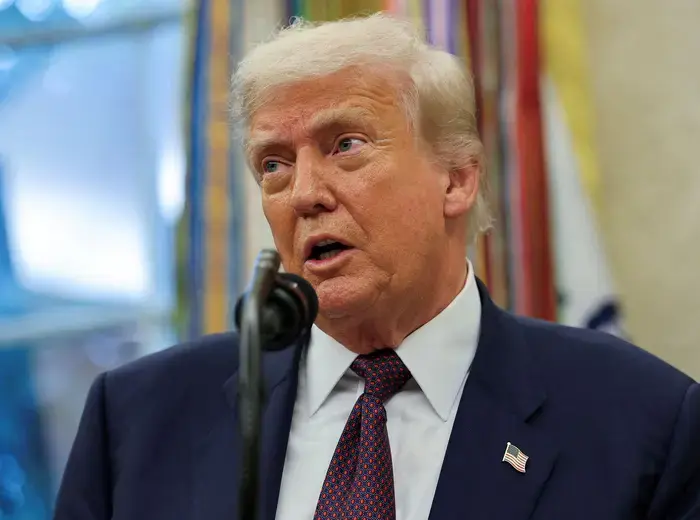 トランプ大統領、中国輸入品関税の再延期を発表