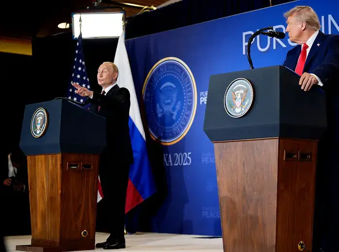 トランプとプーチンの高リスクサミット、進展なし