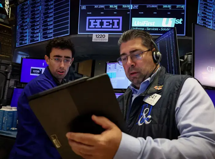 アメリカの株式先物、月曜夜に安定した動き