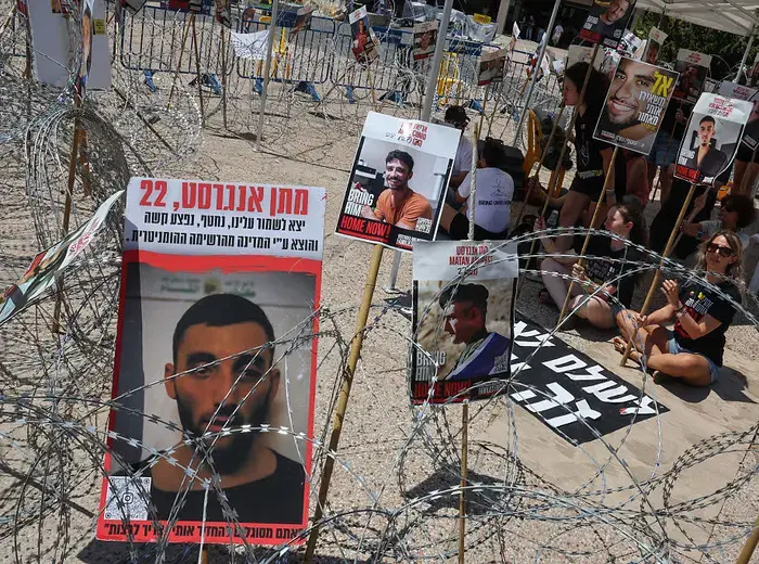 ウィトコフがガザ人質の家族と対話