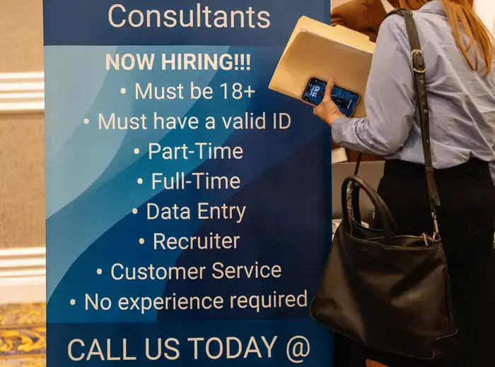 労働市場の雇用状況、予測を大きく下回る結果が示された