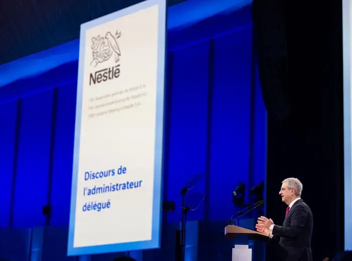 ネスレ (Nestlé) CEOの急遽解任、株価に影響か