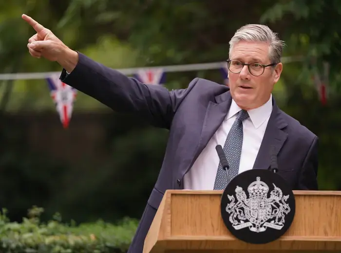 イギリス首相、シャフィック氏を経済顧問に任命