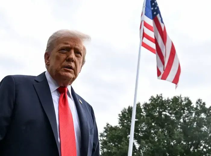 トランプ大統領、ロシア産石油に対し中国・インドに関税を提案