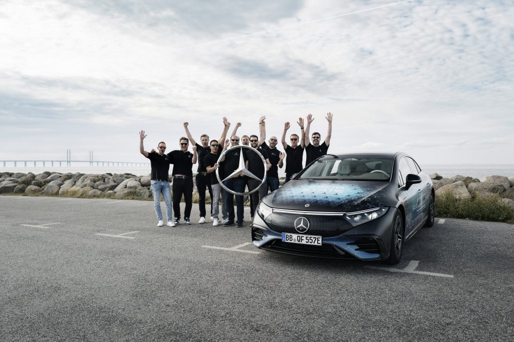 奔驰固态电池技术突破 实现205公里续航205公里续航能力