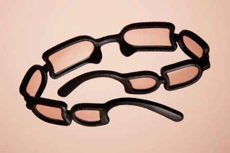 若隱若現與詩意,ISSEY MIYAKE EYES 推出新鏡款「UROKO」