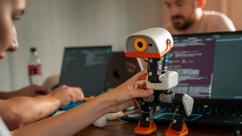 手持 Microduck 展示機身尺寸