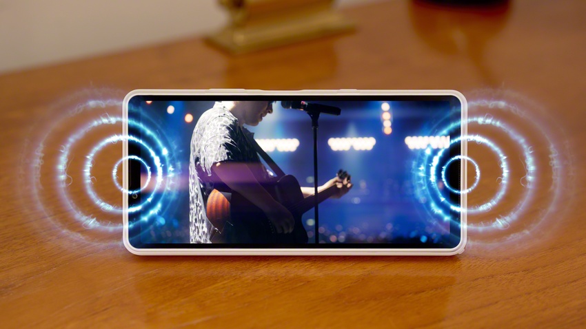 Xperia 10 VIII 橫向播放影片