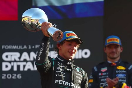 Kimi Antonelli意大利站P19反勝,Mercedes包辦前二