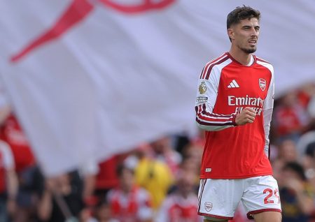 英超|阿仙奴反勝車路士|夏維斯倒戈入球+奧迪加特奠勝|開季三連勝