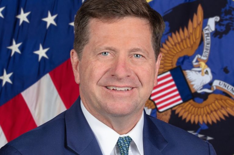 美國國家情報總監 Jay Clayton 官方肖像